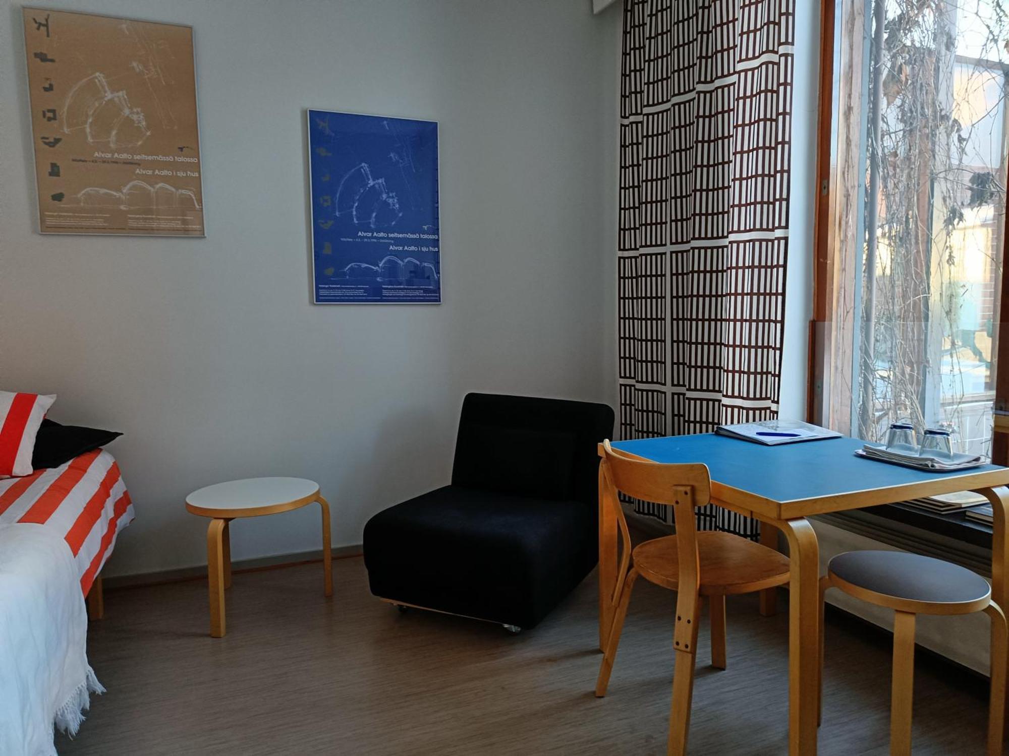 Saeynaetsalo Town Hall Apartment